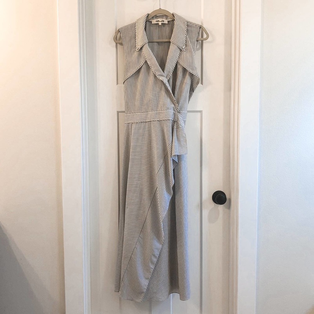 Diane Von Furstenburg Charleigh Wrap Dress Large - Picture 4 of 12